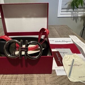 Salvatore Ferragamo Black Leather with Silver Gancini Buckle - Basically new